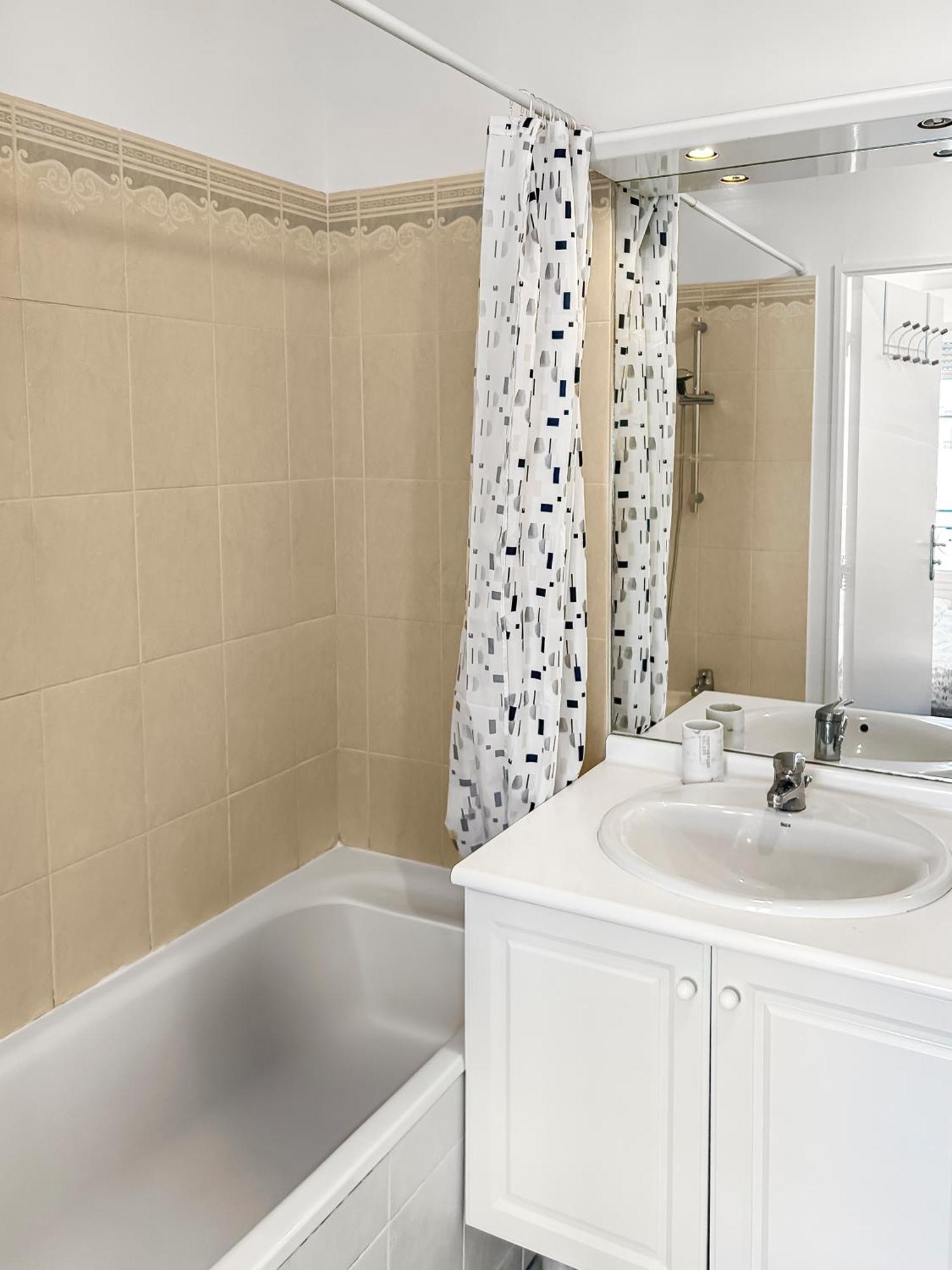 L'Eclat De Serris Proche Disney Luaran gambar